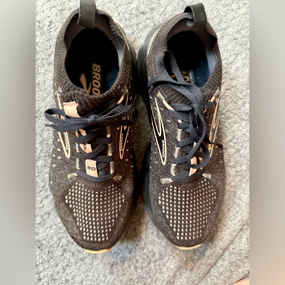 Brooks Stealthfit 20 size 7